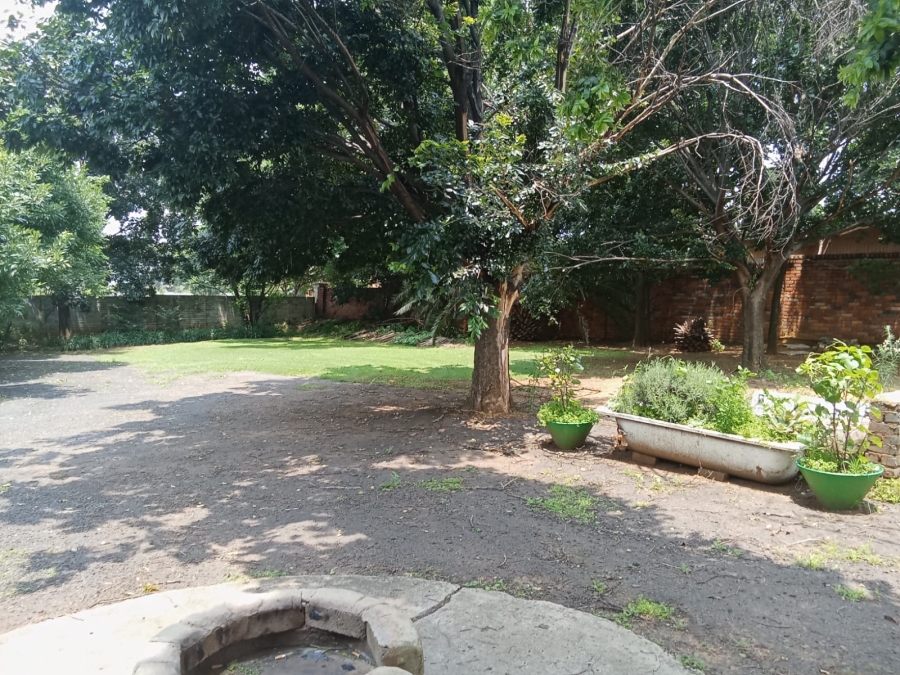 6 Bedroom Property for Sale in Deneysville Free State